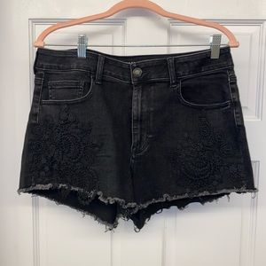 American Eagle Black floral shorts